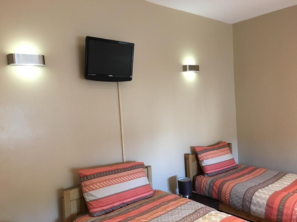 Anfield Accommodation Part Of The Twelfth Man Public House ليفربول المظهر الخارجي الصورة