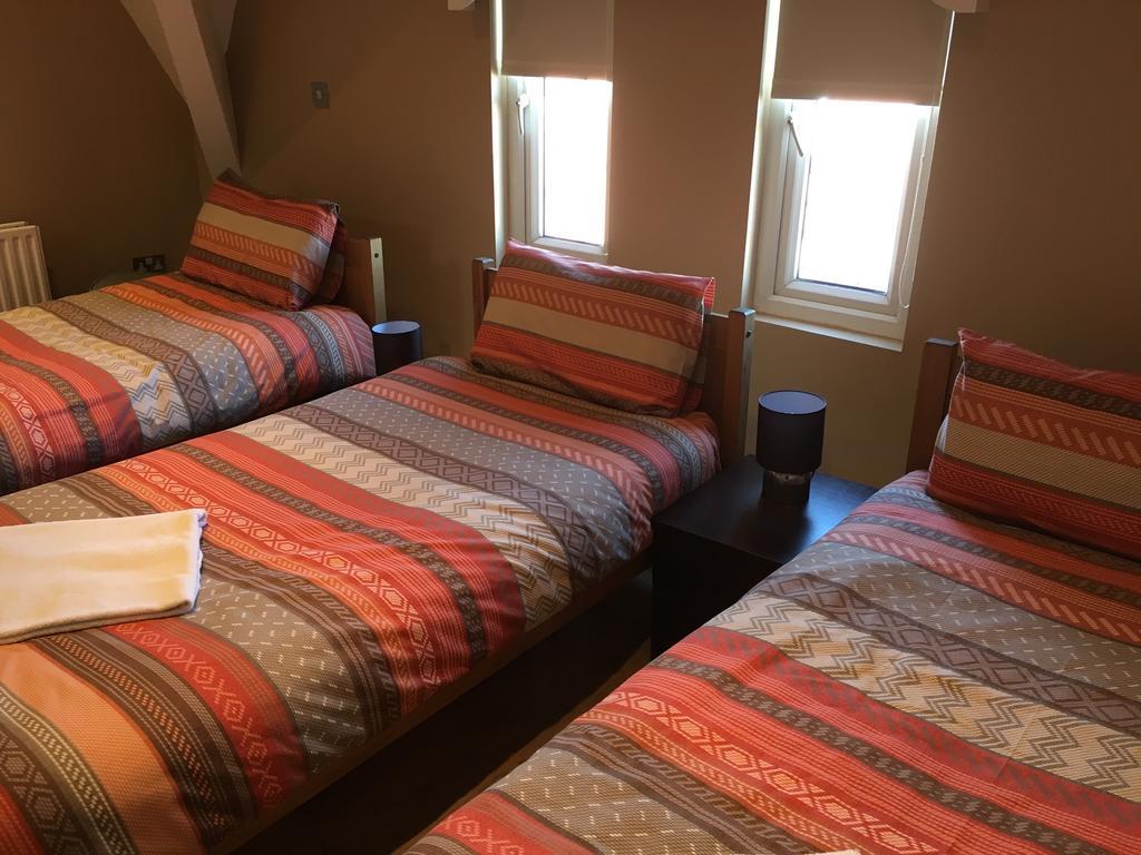 Anfield Accommodation Part Of The Twelfth Man Public House ليفربول المظهر الخارجي الصورة