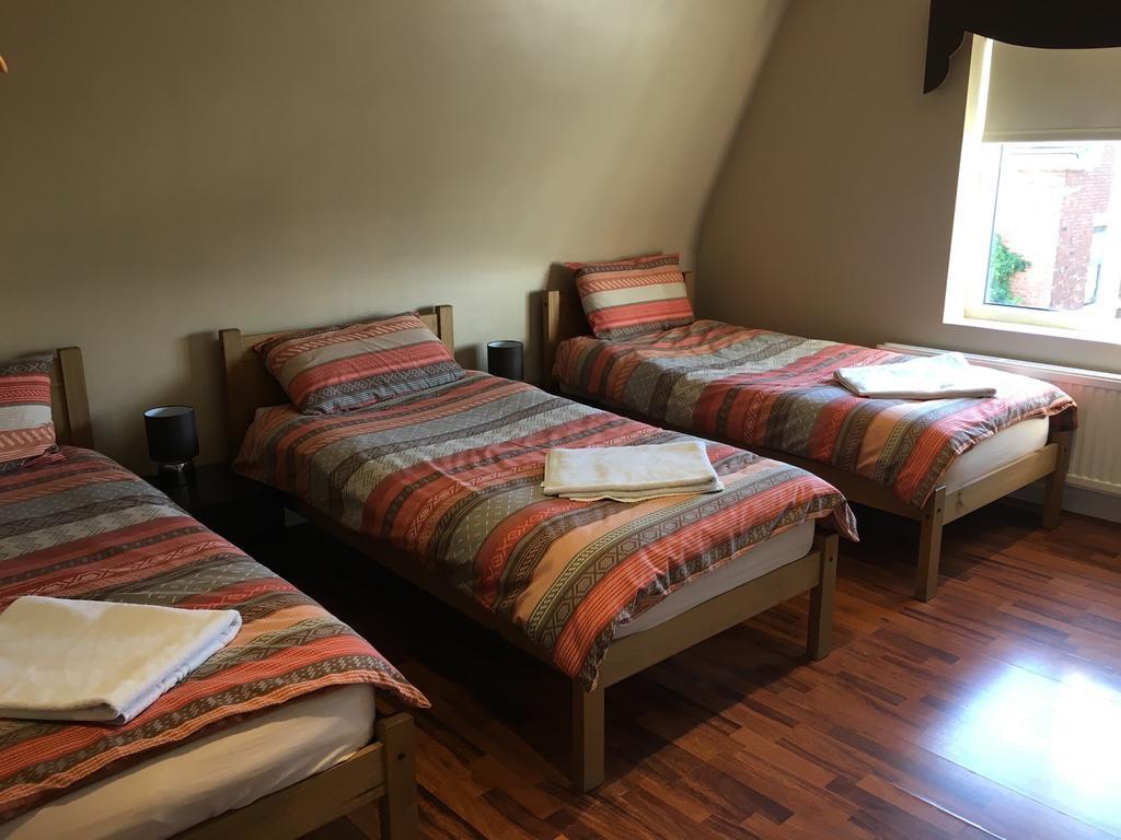 Anfield Accommodation Part Of The Twelfth Man Public House ليفربول المظهر الخارجي الصورة